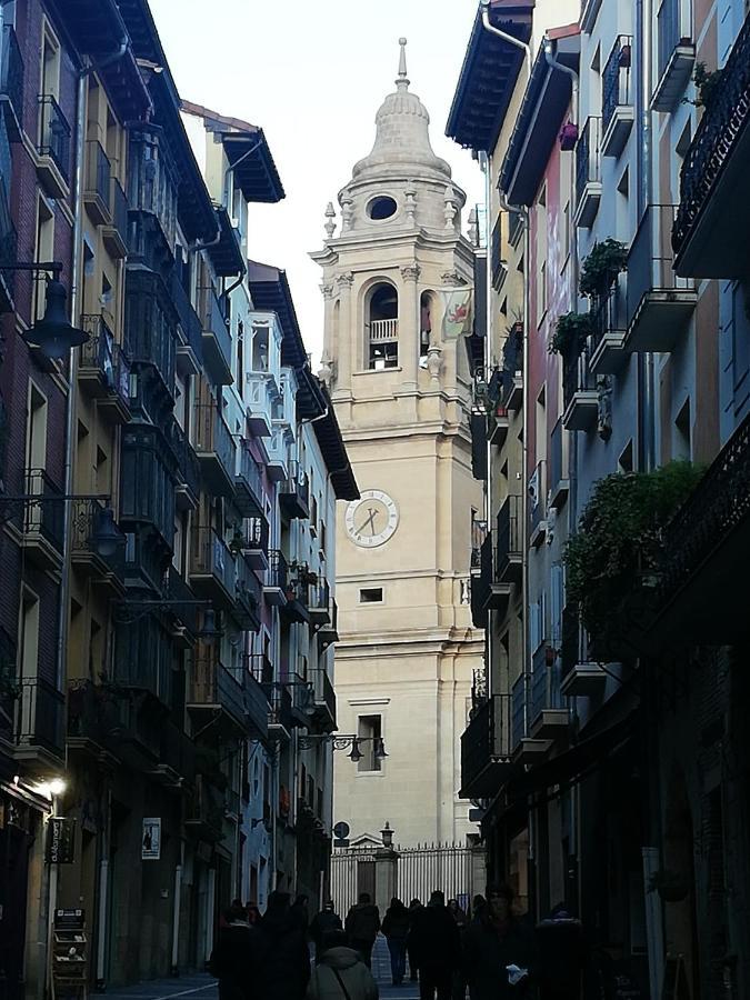 Calle Ansoleaga A 100 Mts Del Ayuntamiento ปัมโปลนา ภายนอก รูปภาพ