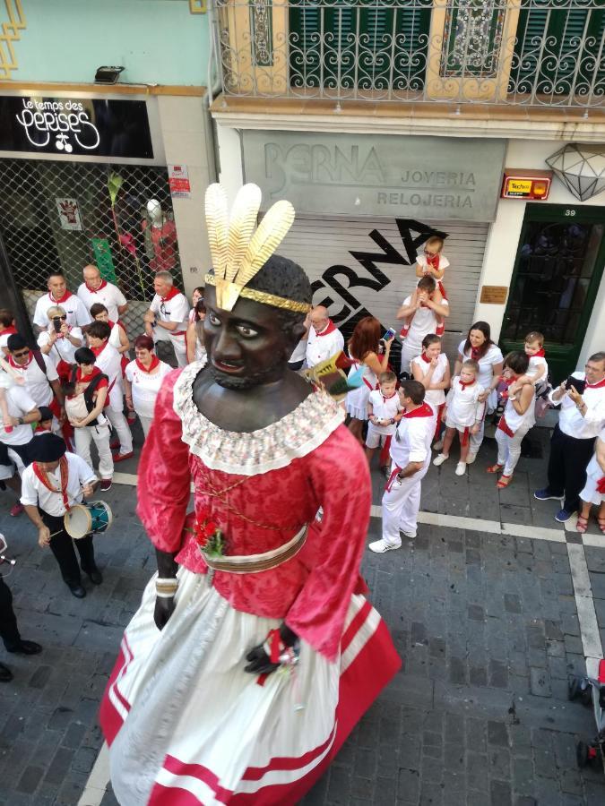 Calle Ansoleaga A 100 Mts Del Ayuntamiento ปัมโปลนา ภายนอก รูปภาพ